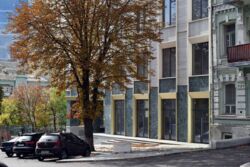   91 .. - RESIDENT Concept House.  3