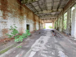 Продам Хім-склад, тваринництво- 3 га серед поля заасфальтовано. фото 4 Продам Хім-склад, тваринництво- 3 га серед поля заасфальтовано. фото 4