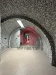 Продається приміщення в самому центрі нашого міста. фото 4 Продається приміщення в самому центрі нашого міста. фото 4