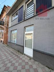 Продаж приміщення поруч з центром! фото 2 Продаж приміщення поруч з центром! фото 2