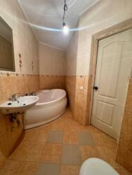 Продаж готелю в м. Мукачево, Червона гора (траса Київ–Чоп) фото 27 Продаж готелю в м. Мукачево, Червона гора (траса Київ–Чоп) фото 27