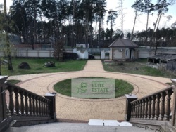 Продажа объекта 1152 м² под бизнес в Лесной Буче фото 2 Продажа объекта 1152 м² под бизнес в Лесной Буче фото 2