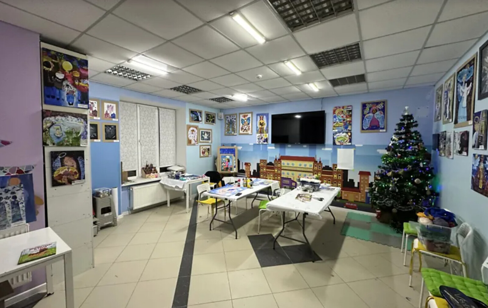 Продаж комерційного приміщення на вул. Чайковського, площа 74 кв.м фото 1 Продаж комерційного приміщення на вул. Чайковського, площа 74 кв.м фото 1