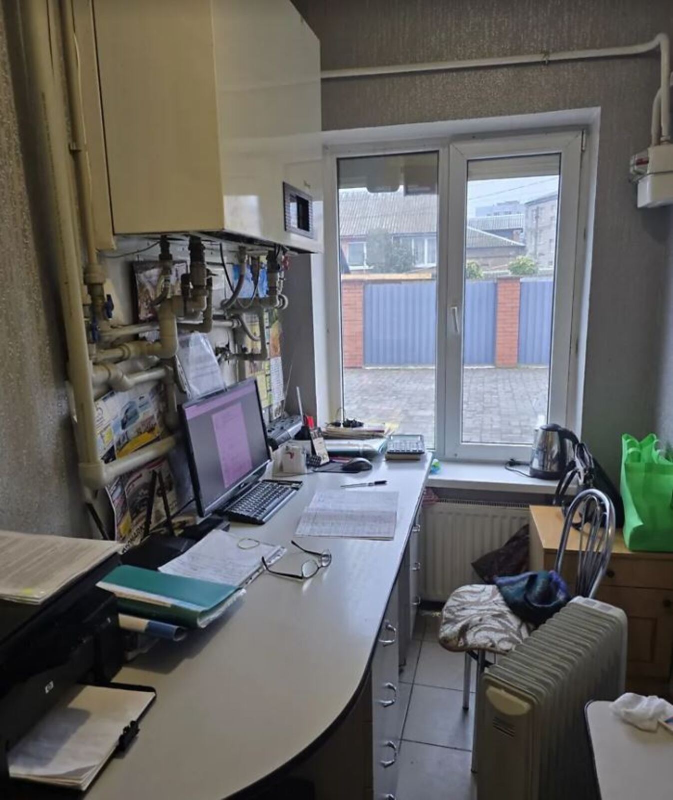 Продаж комерційного приміщення на вул. Брацлавська, площа 400 кв.м фото 1 Продаж комерційного приміщення на вул. Брацлавська, площа 400 кв.м фото 1