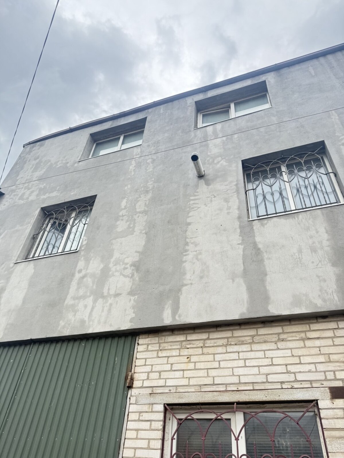 Продаж прибуткового бізнесу! Приміщення 3 поверхи + гараж (район Академічний, ГСК 'Поляна-2' фото 1 Продаж прибуткового бізнесу! Приміщення 3 поверхи + гараж (район Академічний, ГСК 'Поляна-2' фото 1