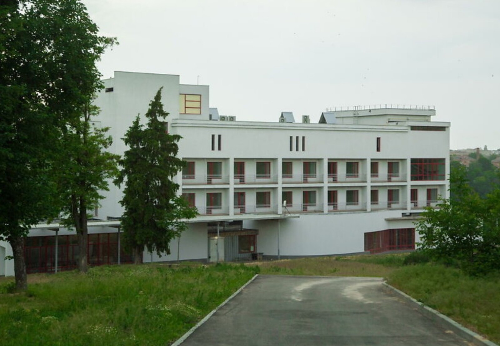 Продається оздоровчий комплекс Радон в Старому місті. фото 1 Продається оздоровчий комплекс Радон в Старому місті. фото 1