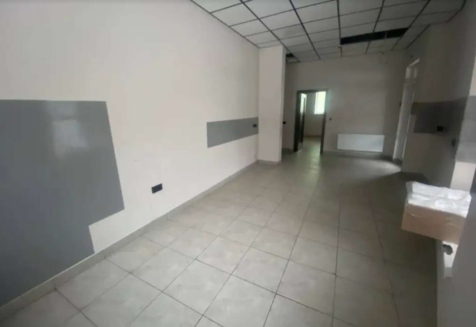 Продається приміщення вільного призначення, 45 кв.м. ЖК Green's, з ремонтом фото 1 Продається приміщення вільного призначення, 45 кв.м. ЖК Green's, з ремонтом фото 1