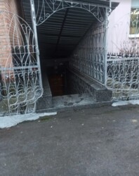 Продаж комерційної нерухомості. Цокольний поверх, 43 кв.м. Центр міста. фото 2 Продаж комерційної нерухомості. Цокольний поверх, 43 кв.м. Центр міста. фото 2