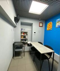 Продаж комерційного приміщення на вул. Академіка Ющенка площа 94.4 кв.м фото 5 Продаж комерційного приміщення на вул. Академіка Ющенка площа 94.4 кв.м фото 5