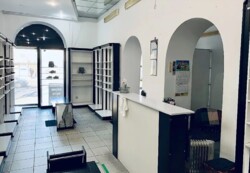 Продається приміщення з ремонтом в самому Центрі міста. 148 кв.м. Ремонт фото 3 Продається приміщення з ремонтом в самому Центрі міста. 148 кв.м. Ремонт фото 3