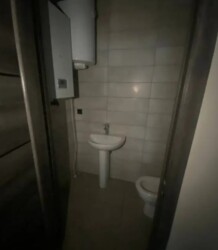 Продається приміщення вільного призначення, 45 кв.м. ЖК Green's, з ремонтом фото 2 Продається приміщення вільного призначення, 45 кв.м. ЖК Green's, з ремонтом фото 2