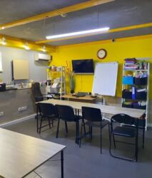 Продаж комерційного приміщення на вул. Академіка Ющенка площа 94.4 кв.м фото 1 Продаж комерційного приміщення на вул. Академіка Ющенка площа 94.4 кв.м фото 1