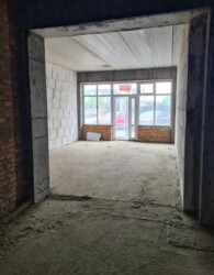 Продається комерційне приміщення без ремонту в ЖК Сімейний комфорт. фото 3 Продається комерційне приміщення без ремонту в ЖК Сімейний комфорт. фото 3