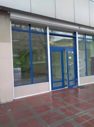 Продається торгове приміщення в центральній частині міста. 1-ша лінія. 93 кв.м. фото 1 Продається торгове приміщення в центральній частині міста. 1-ша лінія. 93 кв.м. фото 1