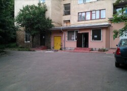 Продається комерційне приміщення 147 кв.м. Центральна частина міста фото 3 Продається комерційне приміщення 147 кв.м. Центральна частина міста фото 3