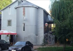 Продається гостинний комплекс в Ленінському районі. 300 кв.м. 3 поверхи. фото 1 Продається гостинний комплекс в Ленінському районі. 300 кв.м. 3 поверхи. фото 1