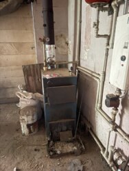 Продаж прибуткового бізнесу! Приміщення 3 поверхи + гараж (район Академічний, ГСК 'Поляна-2' фото 7 Продаж прибуткового бізнесу! Приміщення 3 поверхи + гараж (район Академічний, ГСК 'Поляна-2' фото 7