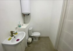 Продаж комерційного приміщення на вул. Стельмаха, площа 78 кв.м фото 9 Продаж комерційного приміщення на вул. Стельмаха, площа 78 кв.м фото 9