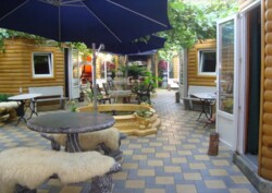 Продається гостинний комплекс в Ленінському районі. 300 кв.м. 3 поверхи. фото 2 Продається гостинний комплекс в Ленінському районі. 300 кв.м. 3 поверхи. фото 2