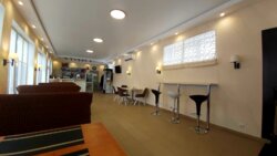 (140 .) +5 (125 .)    !  1