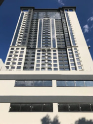  ' ,   9