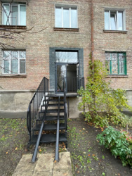  ' ,   1
