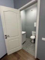  ' ,   7