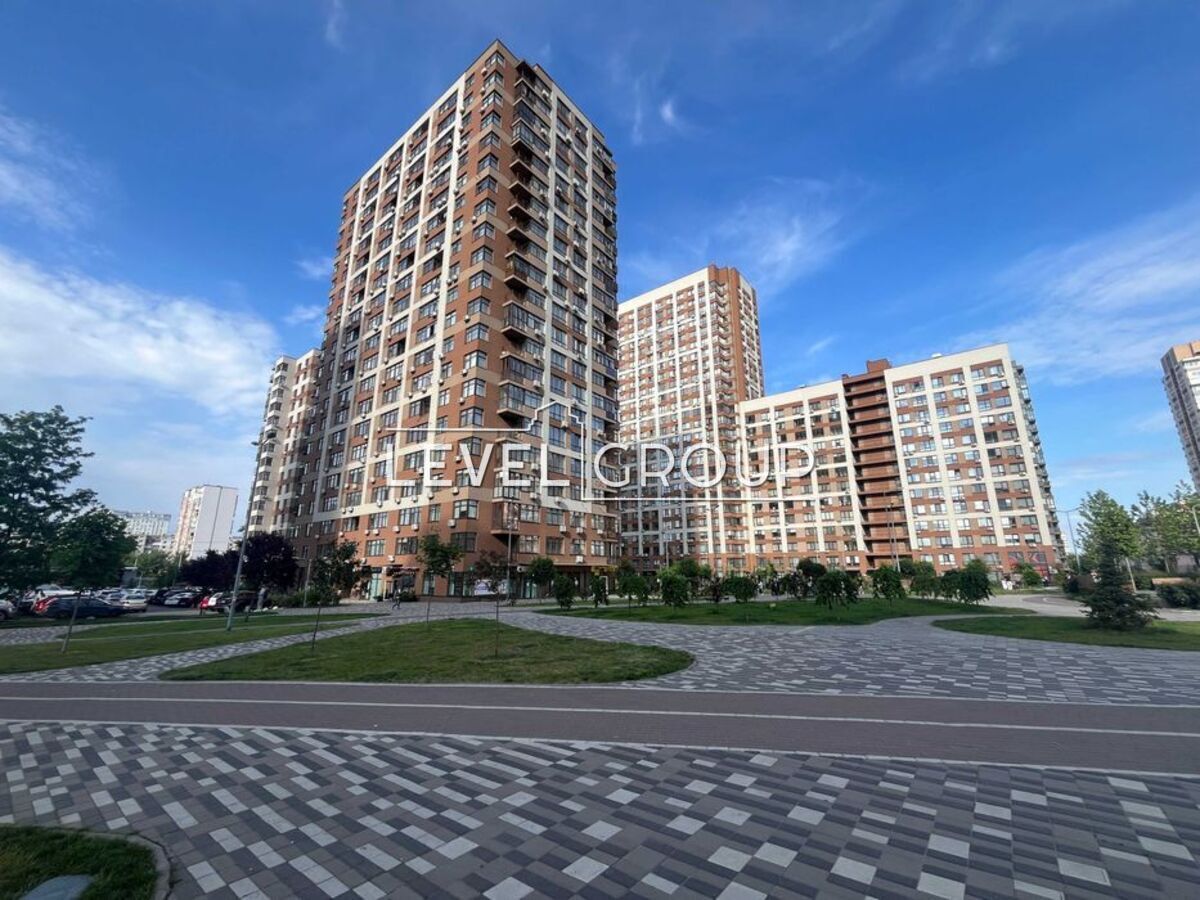 ПРОДАЖ. ФАСАД. ЦОКОЛЬ. Комерція 207.7 кв.м ЖК Варшавський. фото 1 ПРОДАЖ. ФАСАД. ЦОКОЛЬ. Комерція 207.7 кв.м ЖК Варшавський. фото 1