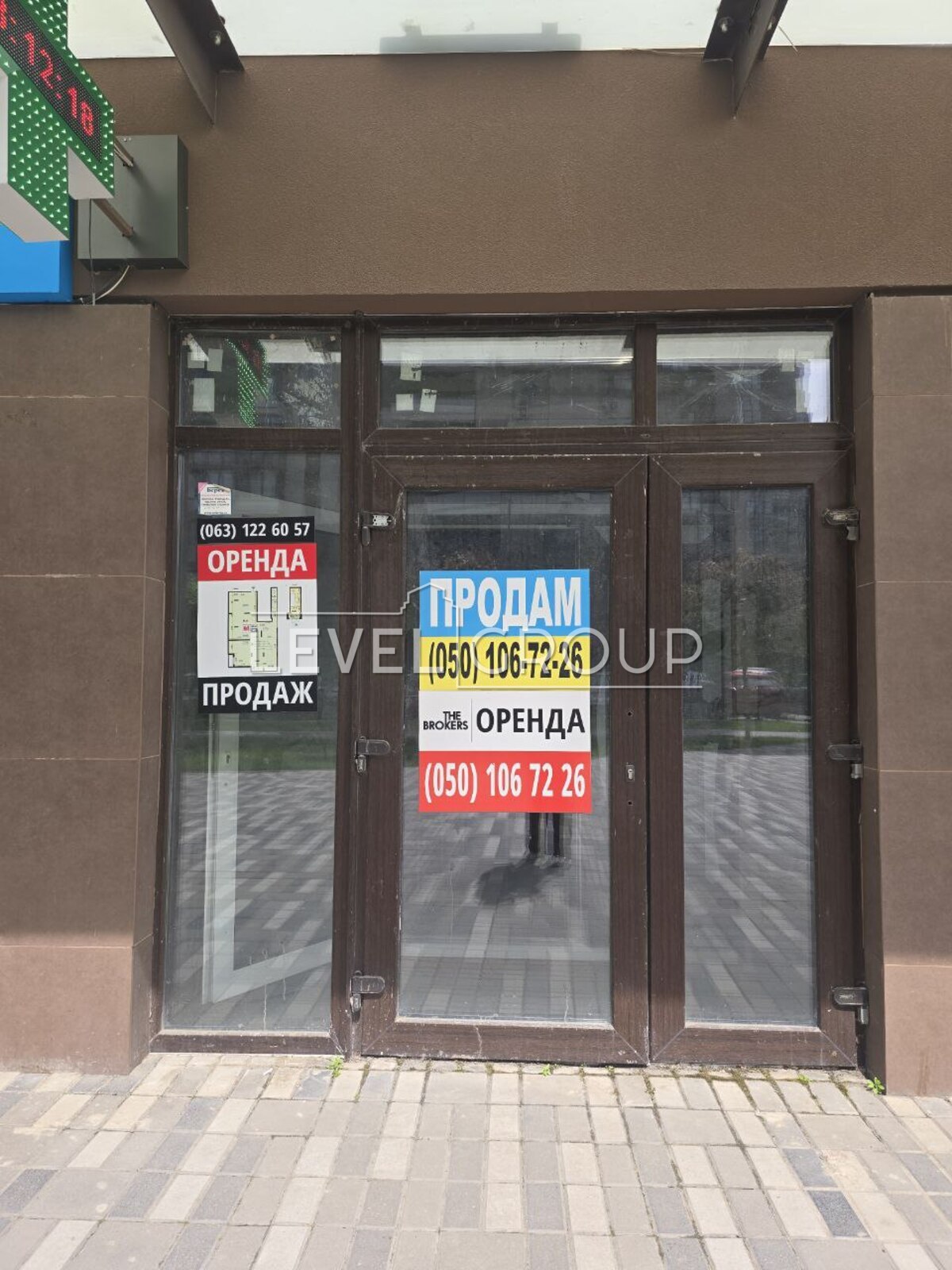 Продаж цокольного приміщення з фасадним входом в ЖК Варшавський Мікрорайон фото 1 Продаж цокольного приміщення з фасадним входом в ЖК Варшавський Мікрорайон фото 1