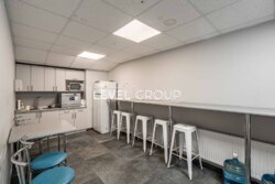 ������ ����� 450 �2 � �� �������� , �����������, 56�, ���� ���� 18