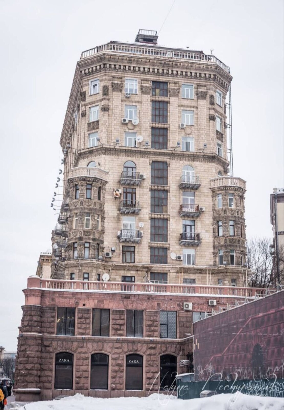 ��������� ���������� ����� � ��������� Prime Retail � �������� ������� ������, ������������� � �������� �������� ������� �� ������: ����, ��. ��������, 23 ���� 1