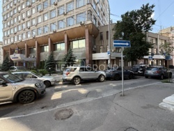 Продаж окреемостоячої офісної будівлі в історичному центрі Києва фото 7 Продаж окреемостоячої офісної будівлі в історичному центрі Києва фото 7