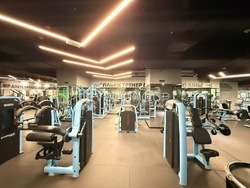 Продаж фасадного комерційного приміщення в ЖК Park Avenue VIP фото 17 Продаж фасадного комерційного приміщення в ЖК Park Avenue VIP фото 17