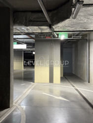   9     'Crystal Park Tower'  1