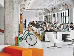 ������ ����� 5000 �² � ����������. IT-hub � ����� ����, �ϲ ���� 2