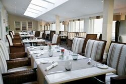    Opera Hotel Kyiv   , 53  9