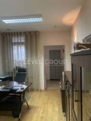 ������ ����� 220 �² � ������� ������. ��-� �����������, ����� ���� ���� 12