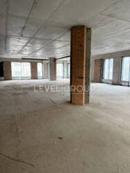       A136 Highlight Tower . , 136 |    5