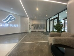   300..  Smart Plaza Obolon ̳   17