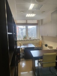 ������ ����� 220 �² � ������� ������. ��-� �����������, ����� ���� ���� 4