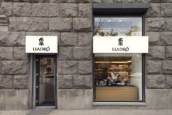 Продаж статусного фасадного приміщення з постійним орендарем, вул. В. Васильківська, Печерський центр фото 2 Продаж статусного фасадного приміщення з постійним орендарем, вул. В. Васильківська, Печерський центр фото 2