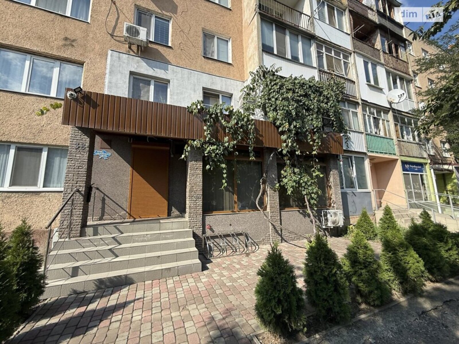 Продаж комерційного приміщення. Ужгород. фото 1 Продаж комерційного приміщення. Ужгород. фото 1