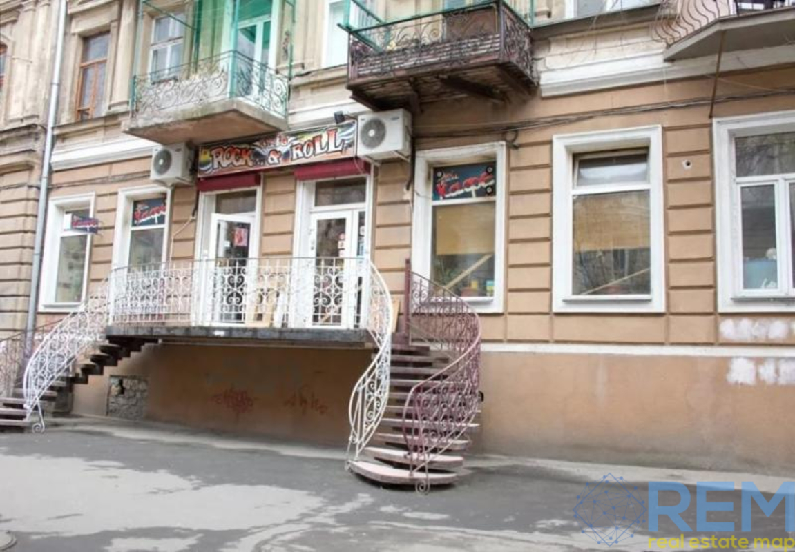 Продам коммерцию в центре фото 1 Продам коммерцию в центре фото 1