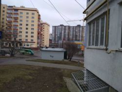 Продаж приміщення під комерцію фото 3 Продаж приміщення під комерцію фото 3