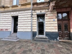 Продаж приміщення в центрі на вул.Грушевського фото 3 Продаж приміщення в центрі на вул.Грушевського фото 3