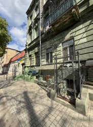 Пропонується до продажу цікаве приміщення у самому серці історичного центру Одеси — по вул. Ольгіївська 15. фото 25 Пропонується до продажу цікаве приміщення у самому серці історичного центру Одеси — по вул. Ольгіївська 15. фото 25