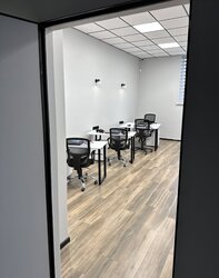 Продаж комерційного приміщення фото 2 Продаж комерційного приміщення фото 2