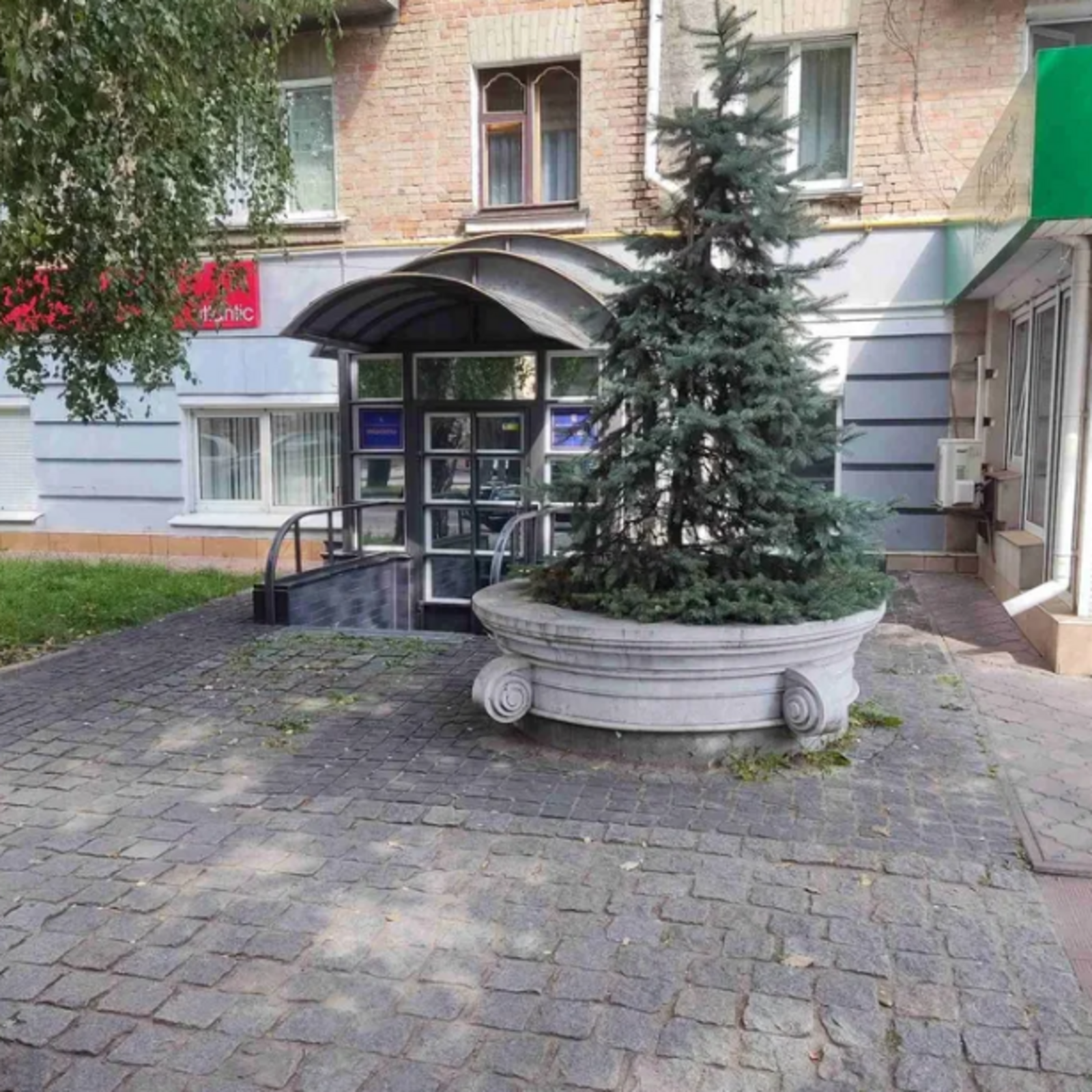 Продаж комерційного приміщення, р-н Вокзальної фото 1 Продаж комерційного приміщення, р-н Вокзальної фото 1