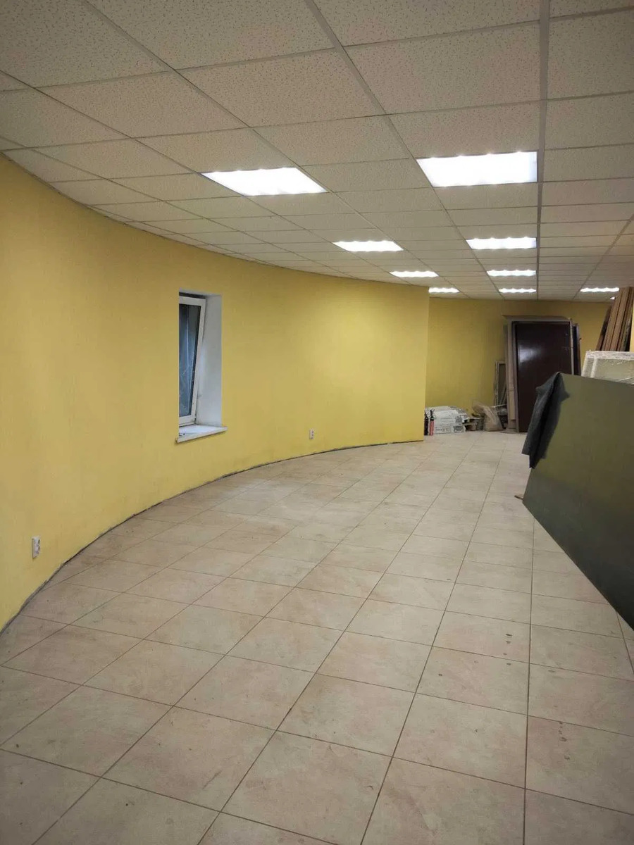 Продається нежитлове приміщення 100 м.кв. по вул. Небесної Сотні ЦОКОЛЬНИЙ поверх код № 2-499-359 фото 1 Продається нежитлове приміщення 100 м.кв. по вул. Небесної Сотні ЦОКОЛЬНИЙ поверх код № 2-499-359 фото 1