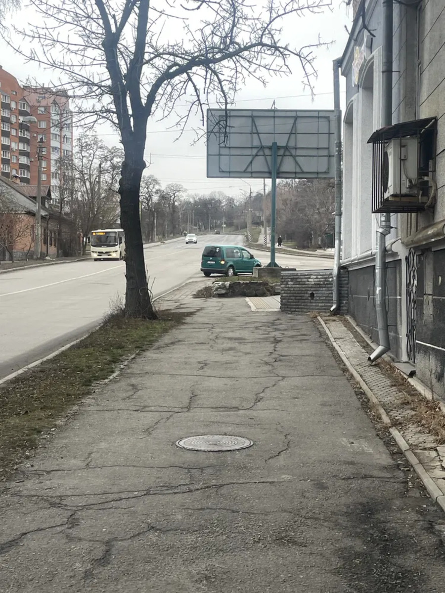 Ліквідне комерційне приміщення,продаж без комісії,вул.Небесної сотні фото 1 Ліквідне комерційне приміщення,продаж без комісії,вул.Небесної сотні фото 1